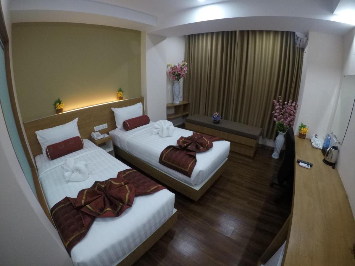 Yangon Hotel 57 Exterior photo