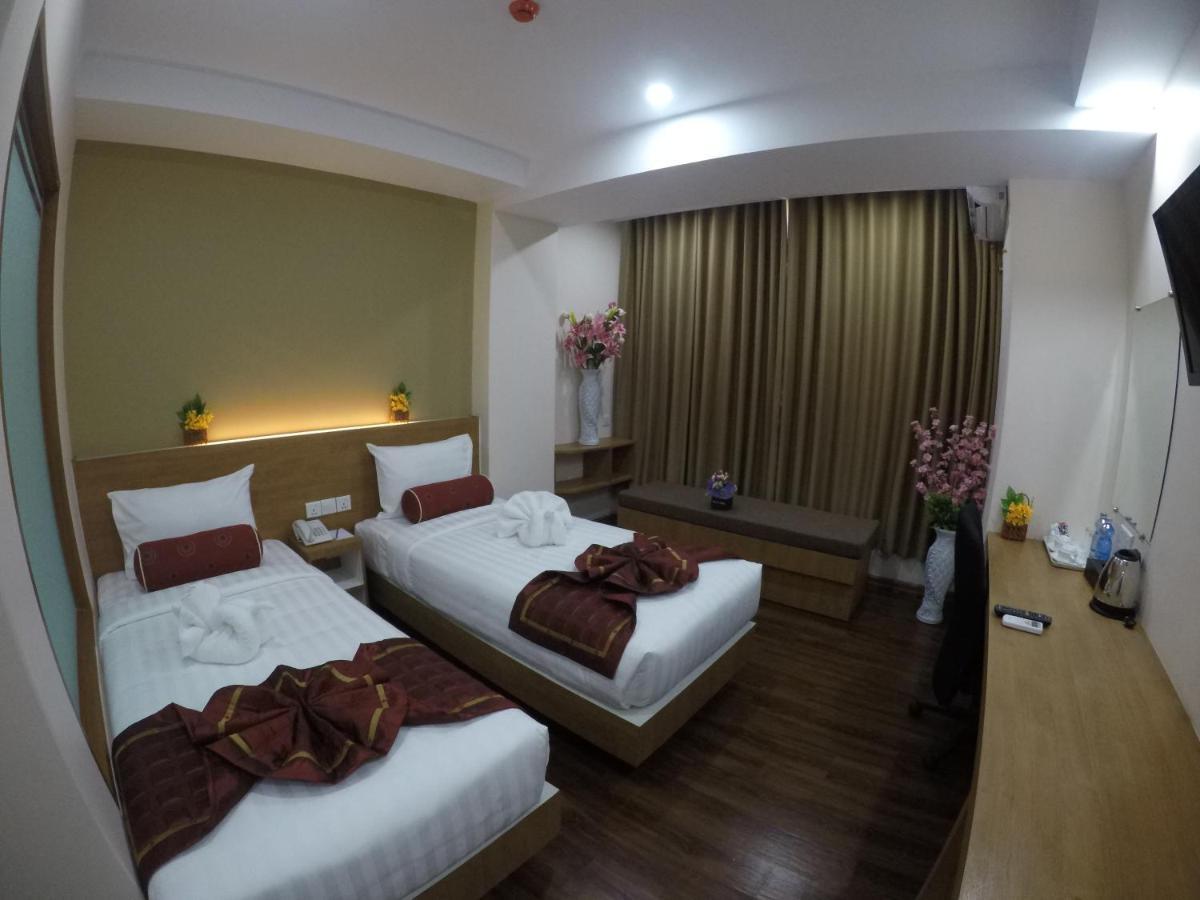 Yangon Hotel 57 Exterior photo